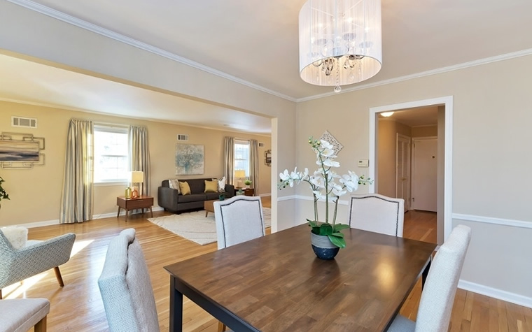 Home Staging by ReStyled to Sell Staged Home Photo